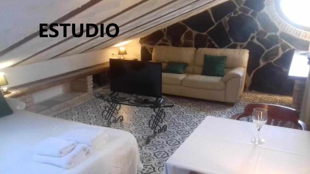 La Casa De Piedra *